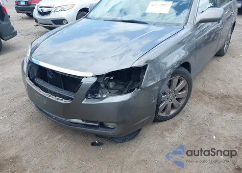 2007 Toyota Avalon Touring z USA, uszkodzony, nr VIN 4T1BK36B77U184137